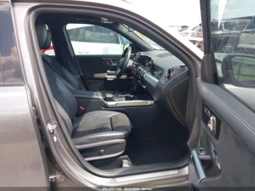 Mercedes GLB 2021 Mercedes-Benz GLB 250 2021 2.0l 2.0 Benzyna 221KM, zdjęcie 10