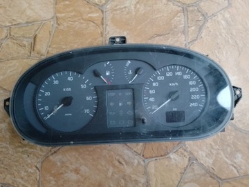 RENAULT MEGANE SCENIC BENZYNA ZEGARY LICZNIK 8200071820