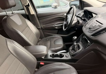 Ford Kuga II SUV 2.0 TDCi 150KM 2015 Ford Kuga 2.0Diesel100Bezwypadkowaserwis 2.0 Diesel 150KM, zdjęcie 5