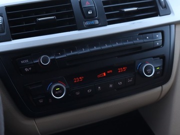 BMW Seria 3 E90-91-92-93 Touring E91 2.0 320d EfficientDynamics 163KM 2012 BMW 3 320 d, Skóra, Klima, Klimatronic, Tempomat, zdjęcie 14