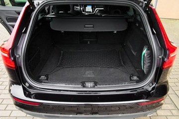 Volvo V60 II  Kombi 2.0 D3 150KM 2020 PIĘKNE V60 MOMENTUM PRO __ KUBEŁKOWE FOTELE, zdjęcie 16