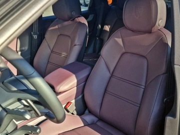 Porsche Cayenne III SUV Facelifting 4.0 474KM 2025 PORSCHE Cayenne Coupe S Suv 4.0 (474KM) 2025, zdjęcie 3