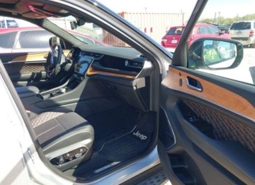 Jeep Grand Cherokee V 2023 Jeep Grand Cherokee 2023, 3.6L, 4x4, SUMMIT RESERVE, od ubezpieczalni 3.6, zdjęcie 9