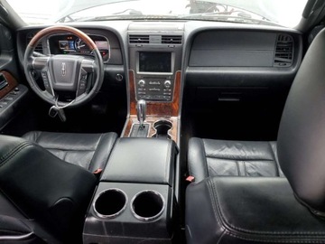 Lincoln Navigator III 2024 Lincoln Navigator 2024 3.5l 3.5 Benzyna 440KM, zdjęcie 8