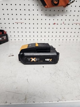 Akumulator Li-Ion Titan TXP TTB801BAT 18 V 2 Ah