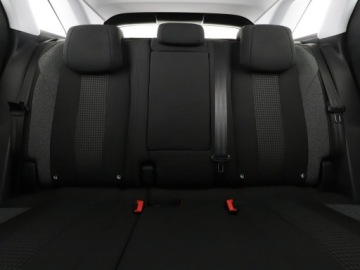 Peugeot 3008 II Crossover 1.5 BlueHDI 130KM 2018 Peugeot 3008 Kamera, Navi, Podg.fotele, Aut.klima, zdjęcie 17