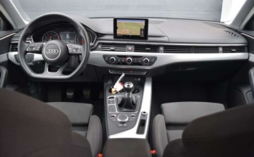 Audi A4 B9 Avant 2.0 40 TFSI 190KM 2019 Audi A4 Avant 2.0 TFSI 190 PS Mildhybrid Audi drive Select Ledy Navi Matrix, zdjęcie 38