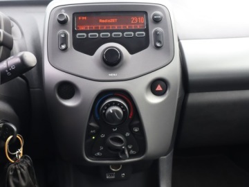 Toyota Aygo II Hatchback 3d Facelifting 1.0 VVT-i 72KM 2020 Toyota Aygo 1.0 VVT-i, Salon Polska, VAT 23%, zdjęcie 11