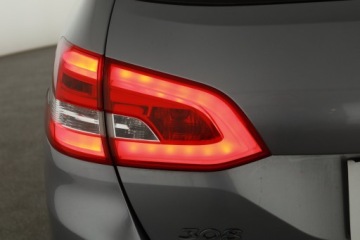 Peugeot 308 II SW Facelifting 1.5 BlueHDI 130KM 2019 Peugeot 308 1.5 BlueHDi, Salon Polska, Serwis ASO, zdjęcie 18