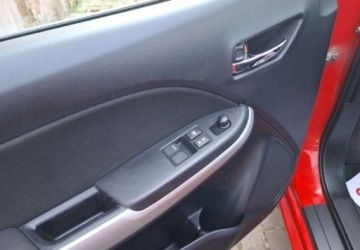 Suzuki Baleno III 1.2 DualJet 90KM 2017 Suzuki Baleno 1.2 Premium 1.2 Benzyna 90KM, zdjęcie 14