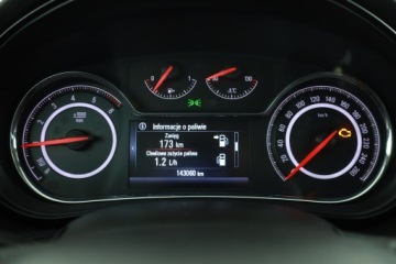 Opel Insignia I Hatchback Facelifting 2.0 CDTI Ecotec 170KM 2017 Opel Insignia 2.0 CDTI, Salon Polska, 167 KM, zdjęcie 7