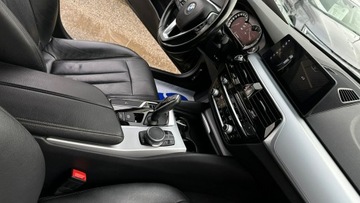 BMW Seria 5 G30-G31 Touring 520d 190KM 2018 BMW 520 190PS OPŁACONY Bezwypadkowy Automat, zdjęcie 14
