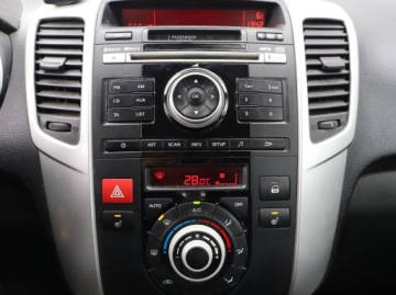 Kia Venga Mikrovan 1.6 DOHC CVVT 125KM 2011 Kia Venga 1.6 CVVT, Klima, Klimatronic, zdjęcie 11