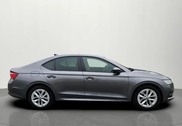 Skoda Octavia IV Liftback 1.5 TSI EVO 150KM 2022 Skoda Octavia Pakiet Zimowy - Czujniki - Kamera - I wlasciciel - Salon PL