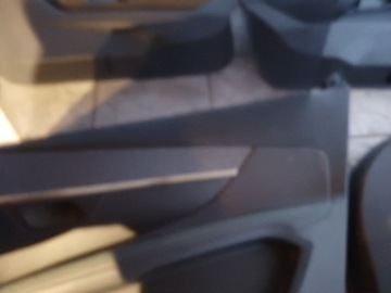 BOK ČALOUNĚNÍ KOMPLET PEUGEOT 5008 3008 II JEHLA