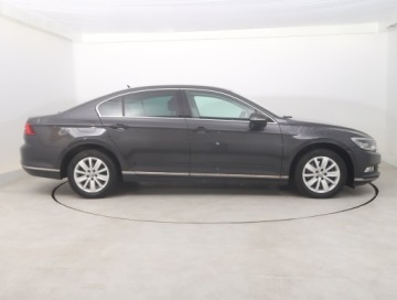 Volkswagen Passat B8 Limousine 1.8 TSI BlueMotion Technology 180KM 2017 VW Passat 1.8 TSI, Salon Polska, Automat, Skóra, zdjęcie 5