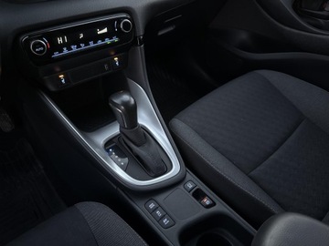 Toyota Yaris IV Hatchback 1.5 Hybrid Dynamic Force 116KM 2021 Toyota Yaris Hybrid 1.5 Comfort IV (2020-) Hybrid, zdjęcie 21