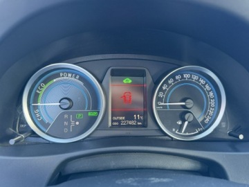 Toyota Auris II Hatchback 5d 1.8 HSD 136KM 2013 Toyota Auris 1.8 HSD136KM Prestige Skóra Kamera, zdjęcie 9