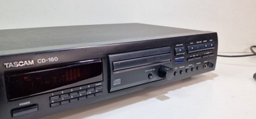 Компактный проигрыватель компакт-дисков Tascam