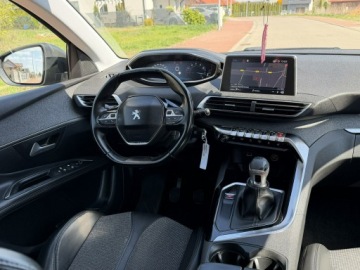 Peugeot 3008 II Crossover 1.2 PureTech 130KM 2017 Peugeot 3008 Opłacony Mały przebieg 1.2 Allure, zdjęcie 8