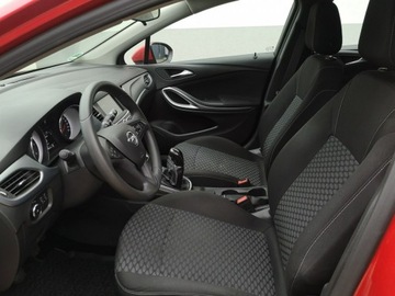 Opel Astra K Hatchback 5d 1.6 CDTI 95KM 2017 Opel Astra 1.6 CDTI 95KM Klima Tempomat Sensory, zdjęcie 14