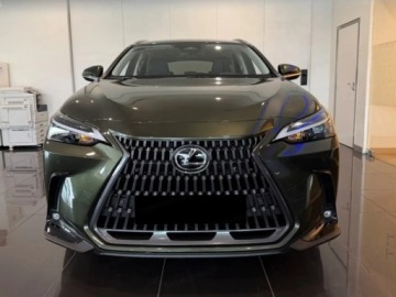 Lexus NX II SUV Facelifting 2.5 350h 200KM 2026 LEXUS NX 350h Prestige 2.5 Hybrid AWD Suv 200KM 2026, zdjęcie 2