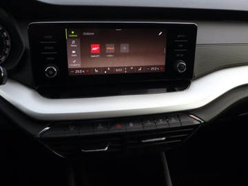 Skoda Octavia IV Scout 1.5 TSI ACT 150KM 2021 Skoda Octavia 1.5 TSI, Salon Polska, zdjęcie 11