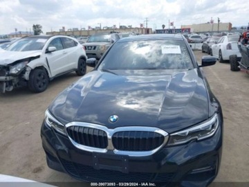 BMW Seria 3 G20-G21 2022 BMW Seria 3 2022r, 330E, 2.0L, zdjęcie 4