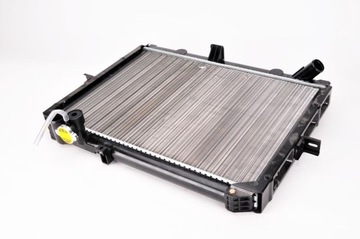 CHLADIČ MOTORU KIA PREGIO 2.7D 10.97-