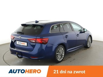 Toyota Avensis III Wagon Facelifting 2015 2.0 D-4D 143KM 2015 Toyota Avensis Executive skóra panorama navi, zdjęcie 6