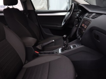 Skoda Octavia III Kombi Facelifting 1.6 TDI 115KM 2017 Skoda Octavia 1.6 TDI, Salon Polska, VAT 23%, zdjęcie 8