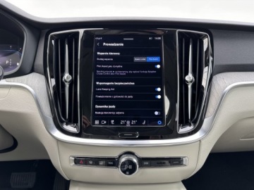 Volvo V60 II  Kombi Facelifting 2.0 B4 197KM 2023 Volvo V60 V60 B4 | Diesel | Plus Bright | | FV23%, zdjęcie 12