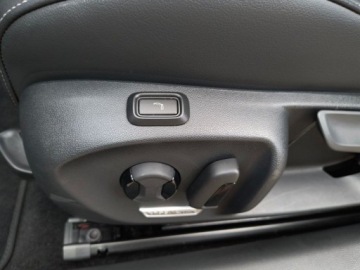 Volkswagen Passat B8 Variant Facelifting 1.5 TSI EVO 150KM 2025 Volkswagen Passat serwis ASO 2.0TDI 150KM bezwypadkow gwarancja pakiety ka, zdjęcie 13