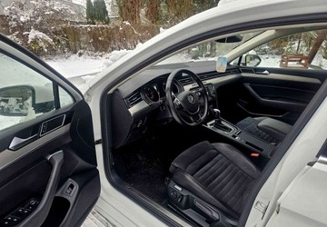 Volkswagen Passat B8 Variant 2.0 TDI 190KM 2015 Volkswagen Passat Variant Volkswagen Passat Variant 2.0 TDI SCR 4Motion DS, zdjęcie 14