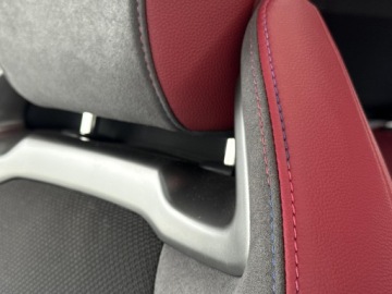 Toyota C-HR II SUV Plug-In 2.0 Hybrid Dynamic Force Plug-in  223KM 2025 Toyota C-HR 2.0 Hybrid Dynamic Force Executive Pre, zdjęcie 23