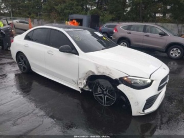 Mercedes Klasa C W206 2024 Mercedes-Benz Klasa C 2024 Mercedes-Benz C-Class C 300 4MATIC Sedan 2.0, zdjęcie 6