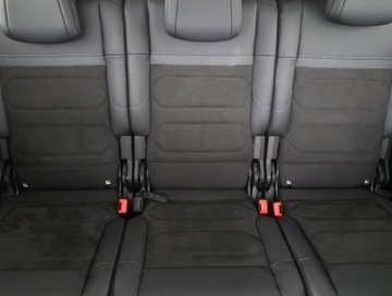 Citroen C5 Aircross SUV Facelifting 1.2 PureTech 131KM 2022 Citroen C5 Aircross PureTech 130, Salon Polska, zdjęcie 9