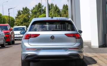 Volkswagen Golf VIII Hatchback Facelifting 1.5 TSI 116KM 2026 Volkswagen Golf Life Plus, tapicerka Art Velours, Pakiet Zimowy, od reki, zdjęcie 3