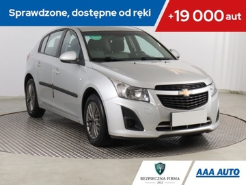 Chevrolet Cruze Hatchback 5d 1.8 16V DOHC 141KM 2012 Chevrolet Cruze 1.8 i 16V, Salon Polska