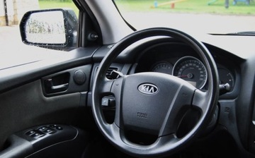 Kia Sportage II 2.0 i 16V 142KM 2009 Kia Sportage 2009r, 2.0 BenzynaLPG, 2 Komplety opon, Od 11 lat u 1 wlascic, zdjęcie 9