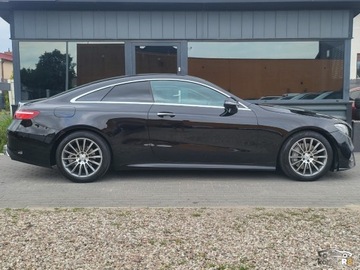 Mercedes Klasa E W213 Coupe 2.0 220d 194KM 2018 Mercedes-Benz Klasa E E220d 194KM 2018r 169Tys KmAmg-Line Multibeam Bezwyp, zdjęcie 3