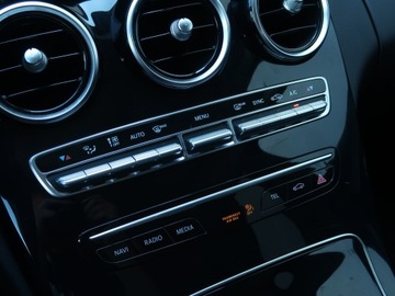 Mercedes Klasa C W205 Kombi Facelifting 1.6 180 156KM 2019 Mercedes C C 180, Salon Polska, 1. Właściciel, zdjęcie 15