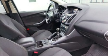Ford Focus III Kombi 1.6 EcoBoost 150KM 2014 Ford Focus Ford Focus 1.6 Benzyna 150KM, zdjęcie 26