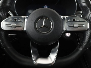 Mercedes GLC C253 2020 Mercedes GLC 300 FV23% PHEV 300e 4matic skóra, zdjęcie 20