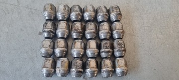 Nakrętki do felg aluminiowych Hyundai Terracan