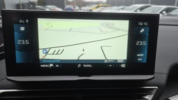 Peugeot 5008 II Crossover Facelifting 1.5 BlueHDi 130KM 2022 Peugeot 5008 1.5 BlueHDi 130KM VAT 23% ALLURE, zdjęcie 19