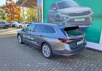 Skoda Superb IV Kombi Plug-in 1.5 TSI iV Plug-In 204KM 2025 Skoda Superb IV 1.5 TSI 204KM DSG PLUG-IN EDITION 130, fabryczny hak 1.5, zdjęcie 1