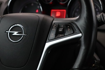 Opel Insignia I Sports Tourer 2.0 CDTI ECOTEC 130KM 2010 Opel Insignia 2.0 CDTI, Navi, Klima, Klimatronic, zdjęcie 15