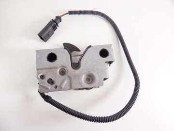 ZAMEK RYGIEL MASKI VW TIGUAN II 5g1823509D