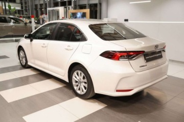 Toyota Corolla XII Sedan Facelifting 1.5 VVT-i 125KM 2024 Toyota Corolla 1.5 Comfort MS 1.5 Benzyna 125KM, zdjęcie 3